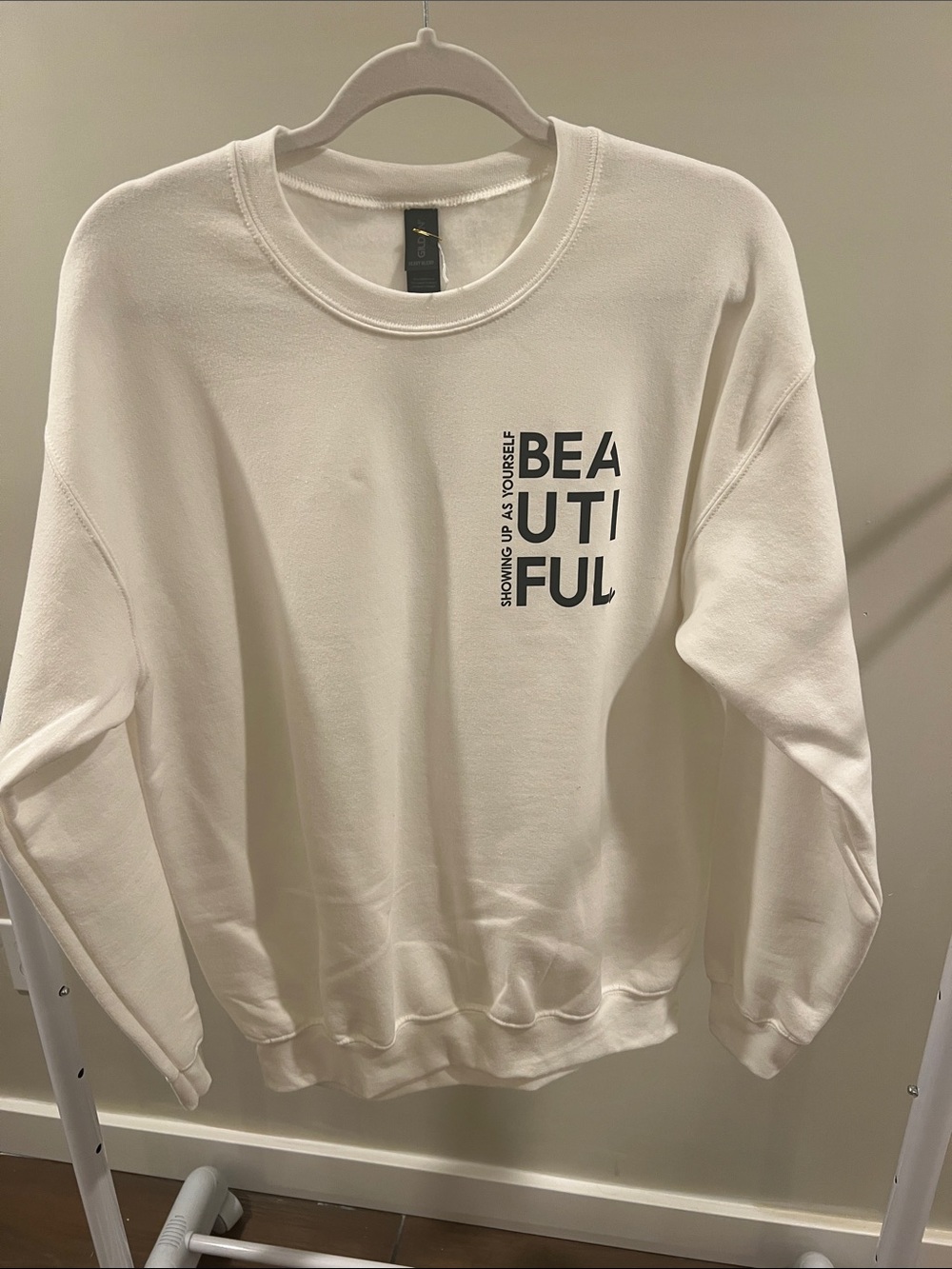 Women's White 'Beautiful' Graphic Crewneck Sweatshirt